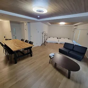 p-staywith-401.hotelsinhiroshima.com/